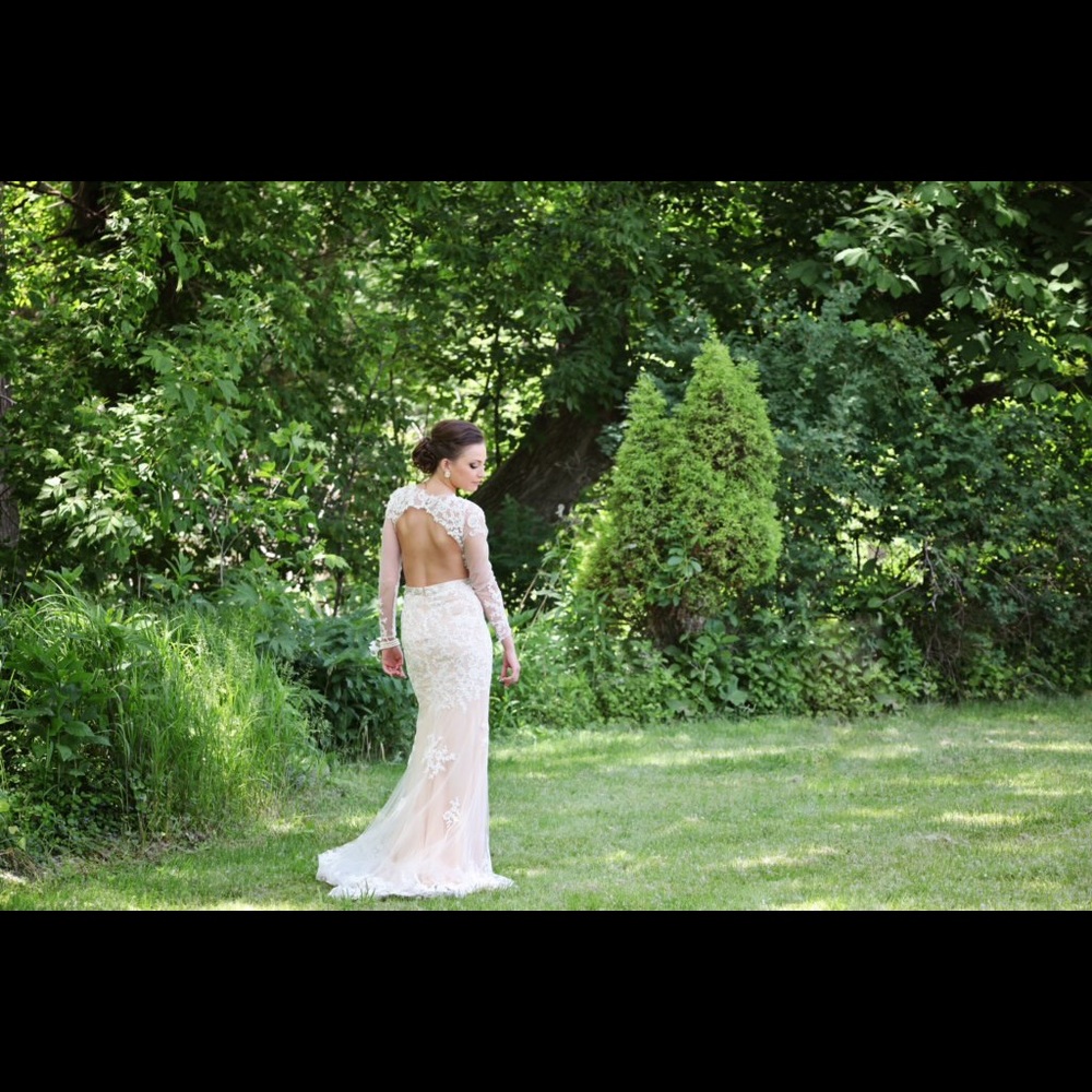 Mac Duggal Ivory Prom Dress Size 4 - Picture 2 of 5